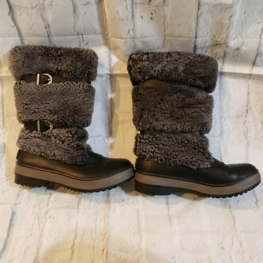 Ugg Lilyan Snow Boots - Picture 3 of 9
